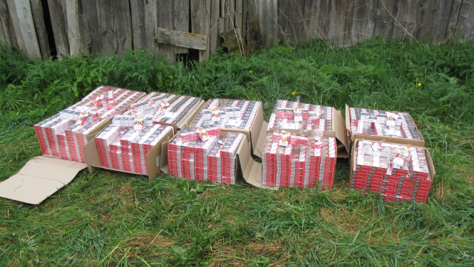 foto: kontrabandas cigaretes