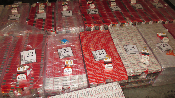 Foto : Kontrabandas cigaretes