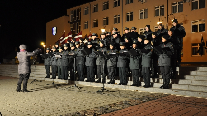 Foto: Valsts robežsardzes koris piedalās 11. novembra 