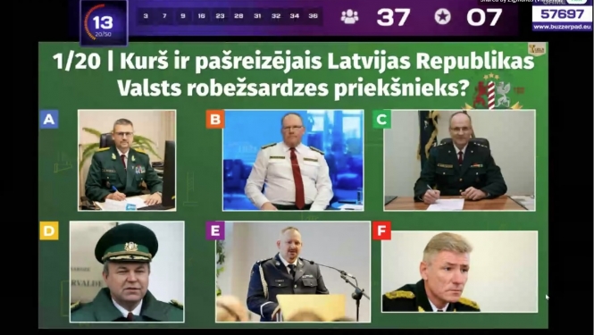 FOTO: Erudīcijas spēle