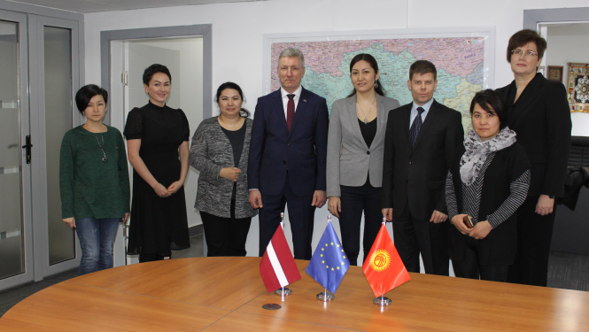 Foto: Valsts robežsardzes priekšnieks vizītē Kirgizstānā