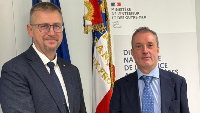 FOTO: VRS priekšnieks Francijā