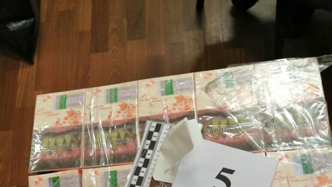 Robežsargi izņem 30 000 kontrabandas cigarešu 