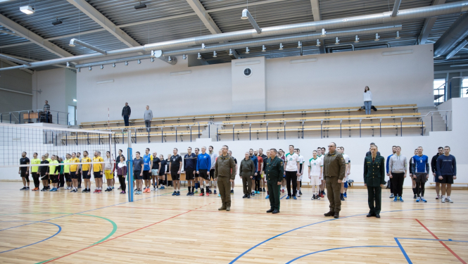 Valsts robežsardzes Daugavpils pārvaldes volejbolisti izcīna uzvaru volejbolā