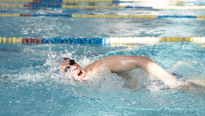 Robežsargi uzrāda augstus rezultātus Valsts robežsardzes čempionāta sacensībās peldēšanā un dienesta trīscīņā