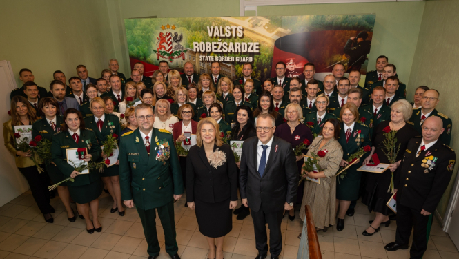 FOTO: Apbalvošanas sanāksme