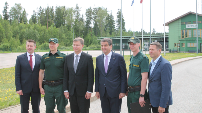 FOTO: EK pārstāvji Grebņevā