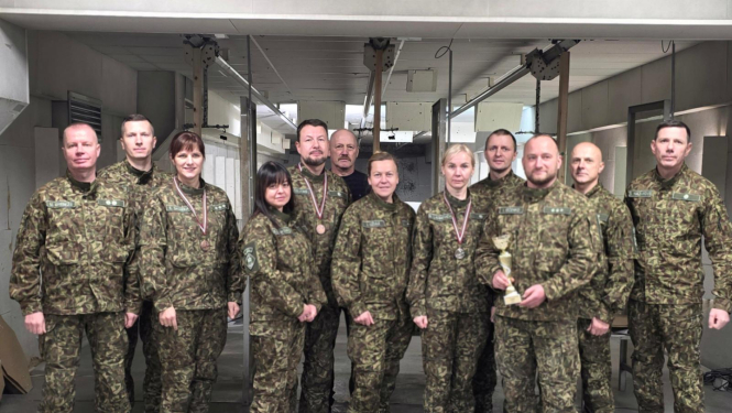 FOTO: Šaušanas sacensību dalībnieki