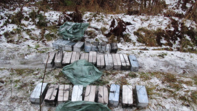 Foto: Kontrabandas cigaretes