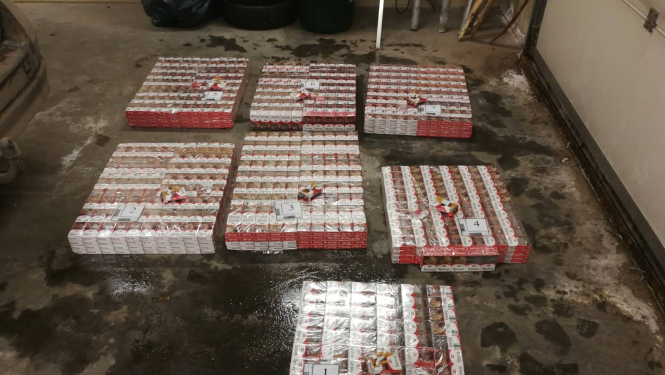 FOTO: Kontrabandas cigaretes