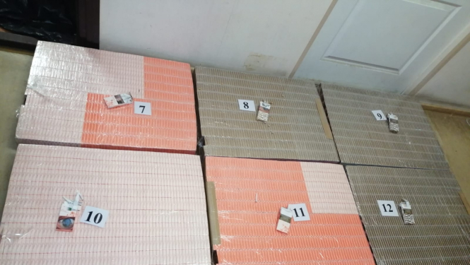 FOTO: Kontrabandas cigaretes