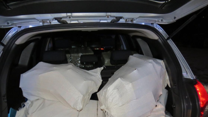 FOTO: Kontrabandas cigaretes