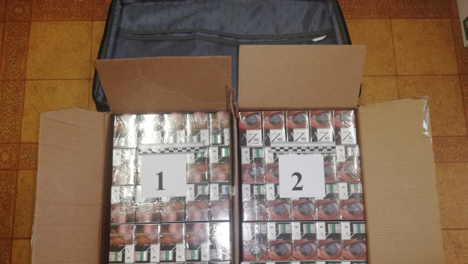 FOTO: Kontrabandas cigaretes