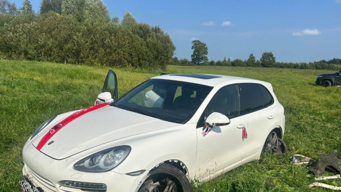 FOTO: Pārkāpēju auto