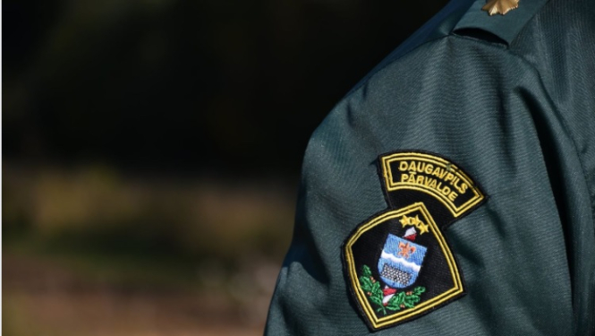 FOTO: Daugavpils pārvaldes uzšuve