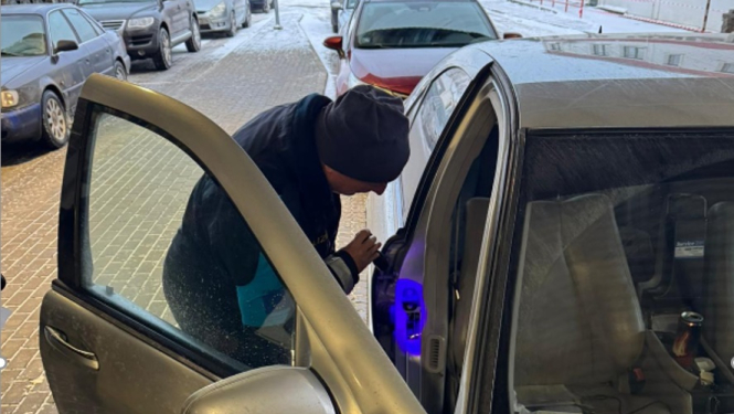 FOTO: Robežsargs Frontex 