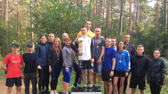 FOTO: Iekšlietu ministrijas vieglatlētikas krosa sacensību dalībnieki