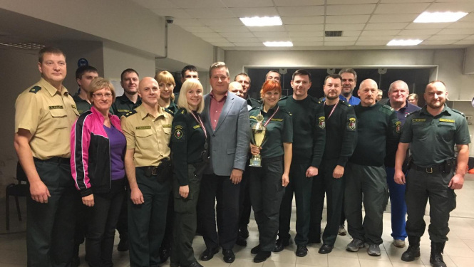 FOTO: Šaušanas sacensību dalībnieku kopbilde