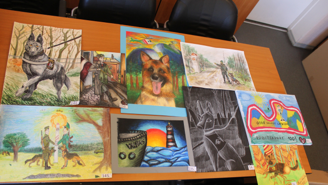 FOTO: Zīmējumu konkursa uzvarētāju darbi