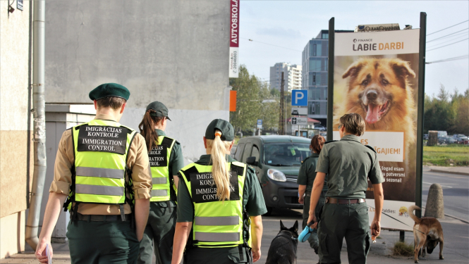 FOTO: Imigrācijas kontrole