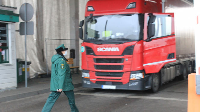 FOTO: Robežsargs darbībā