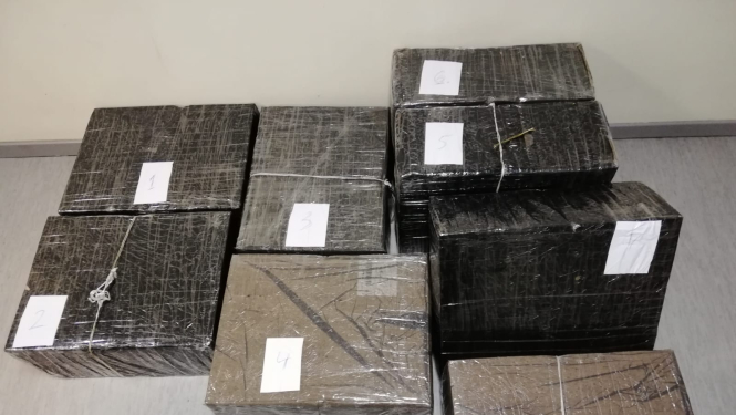 FOTO: Kontrabandas cigaretes