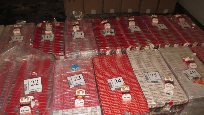 Foto : Kontrabandas cigaretes