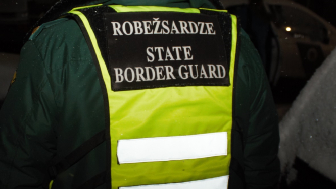 FOTO: Uzraksts robežsardze uz vestes