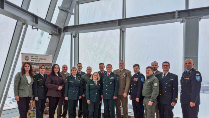 FOTO: Delegācijas kopbilde