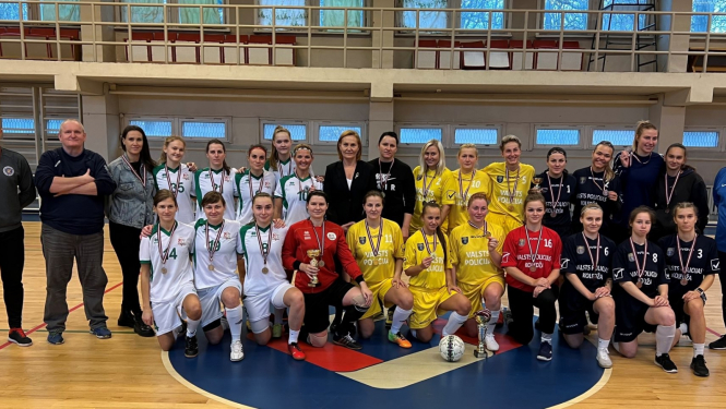 Valsts robežsardzes futbolistes ieguva 2.vietu Iekšlietu ministrijas sacensībās