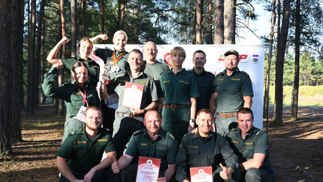 FOTO: Lietišķo šaušanas sacensību dalībnieki