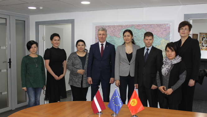 Foto: Valsts robežsardzes priekšnieks vizītē Kirgizstānā