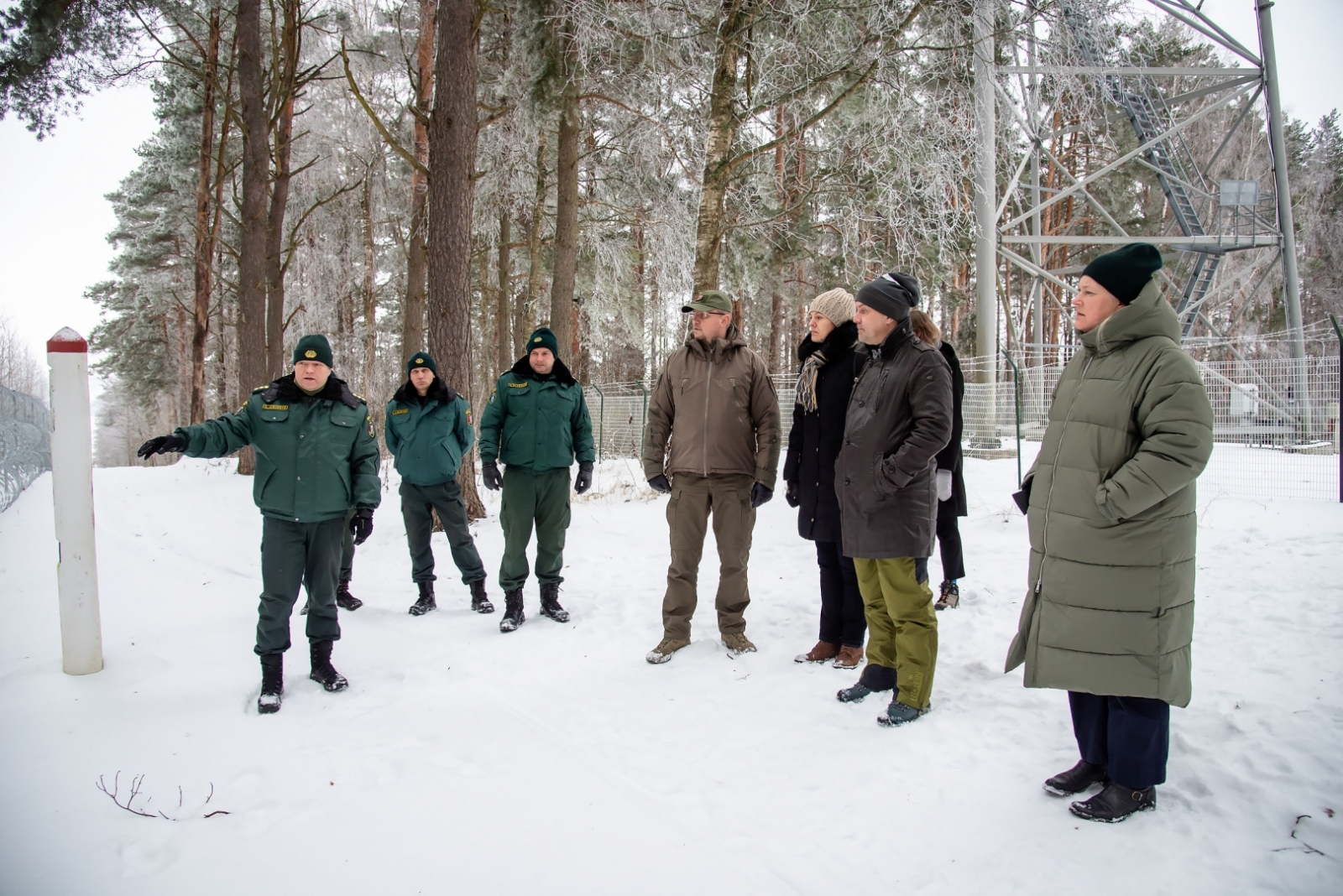 FOTO: Tiesībsarga vizīte uz robežas