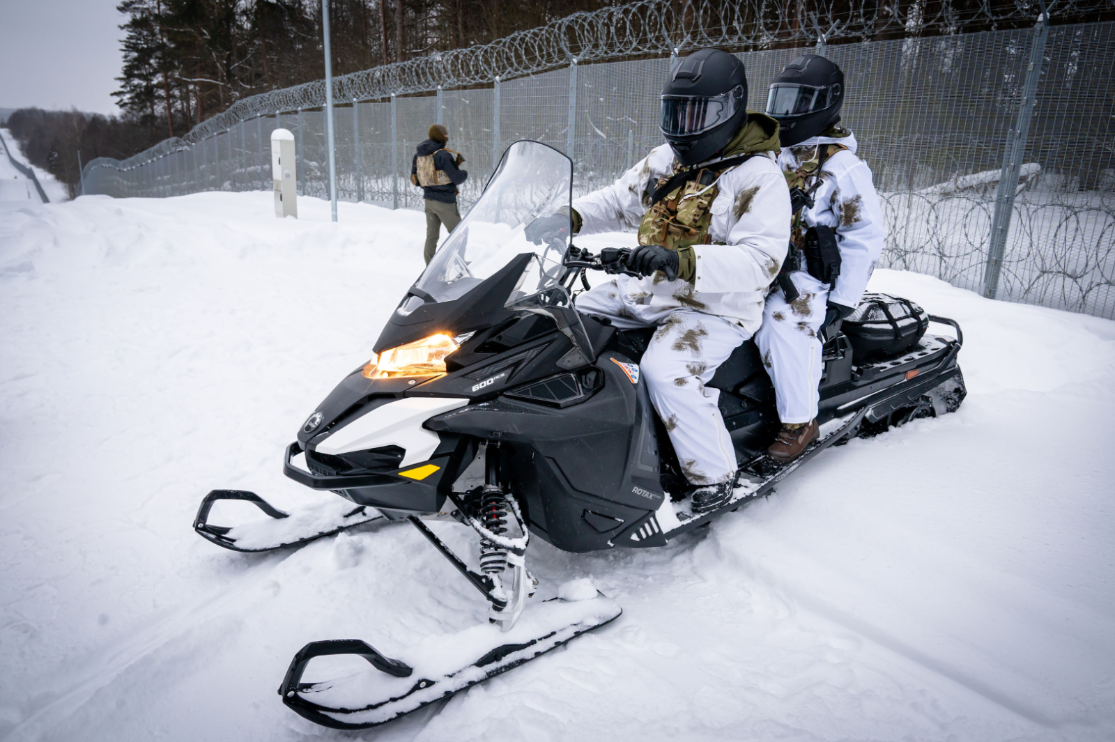 FOTO: Iestāžu vadītāju tikšanās