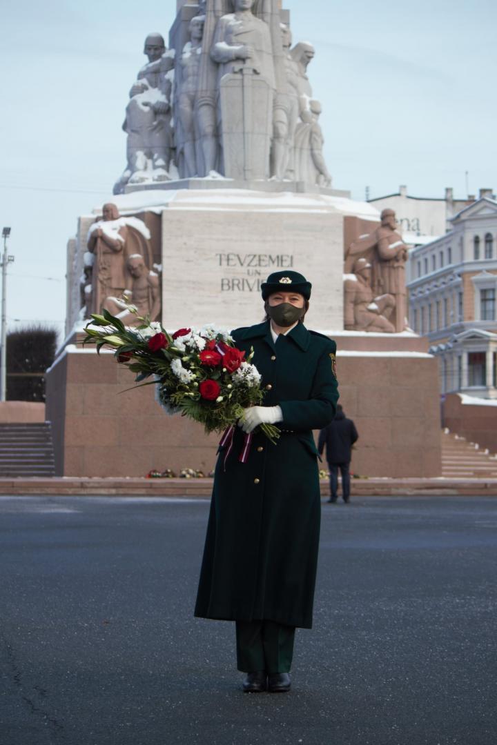 FOTO: Robežsargi Barikāžu atceres piemiņas pasākumā