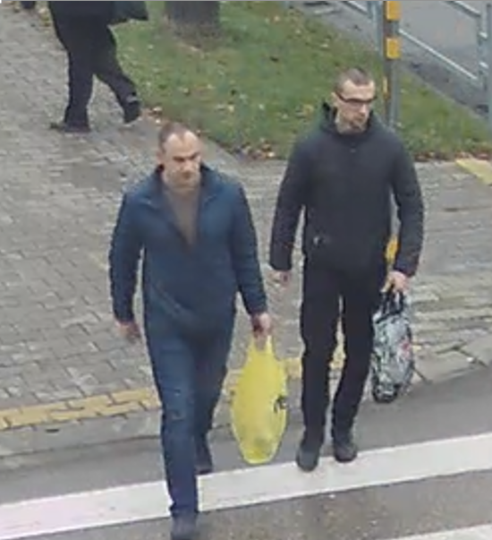 FOTO: Meklēšanā esoši vīrieši