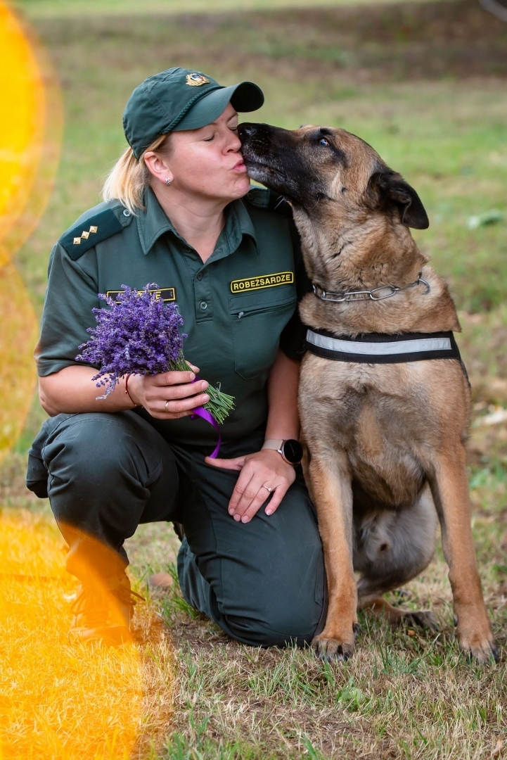 Valsts robežsardzes Daugavpils pārvaldes amatpersonas  piedalās Līvānu pilsētas svētkos