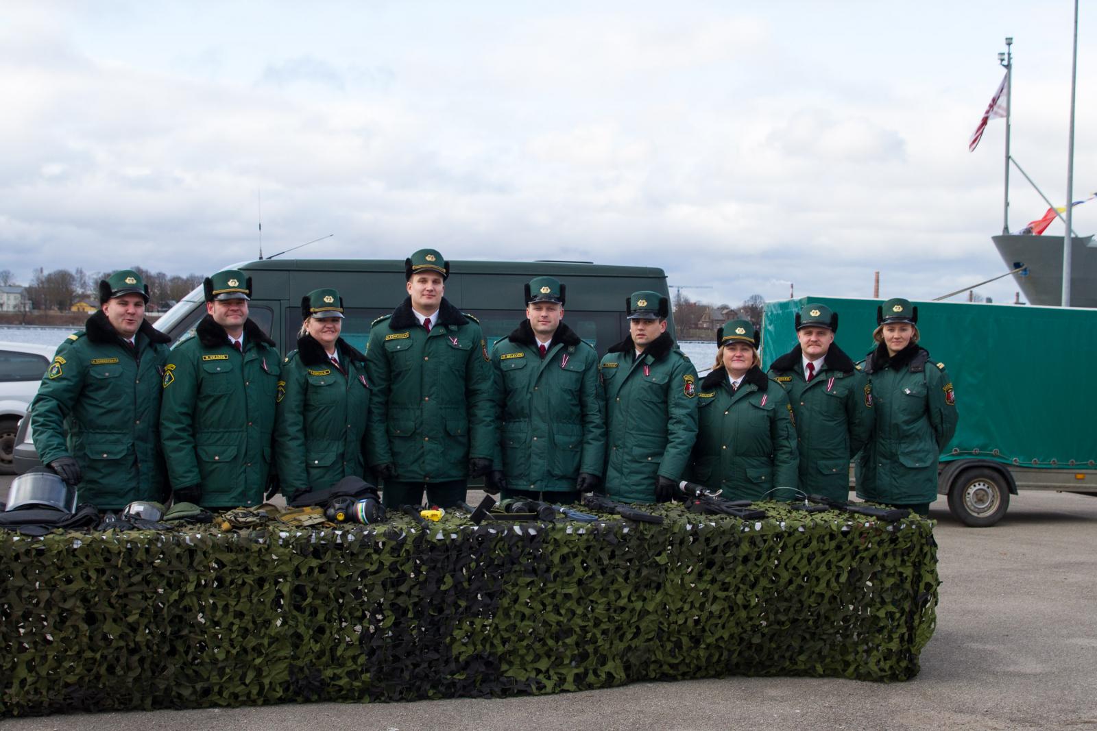 Foto: Latvijas dzimšanas dienai veltītie svētku pasākumi