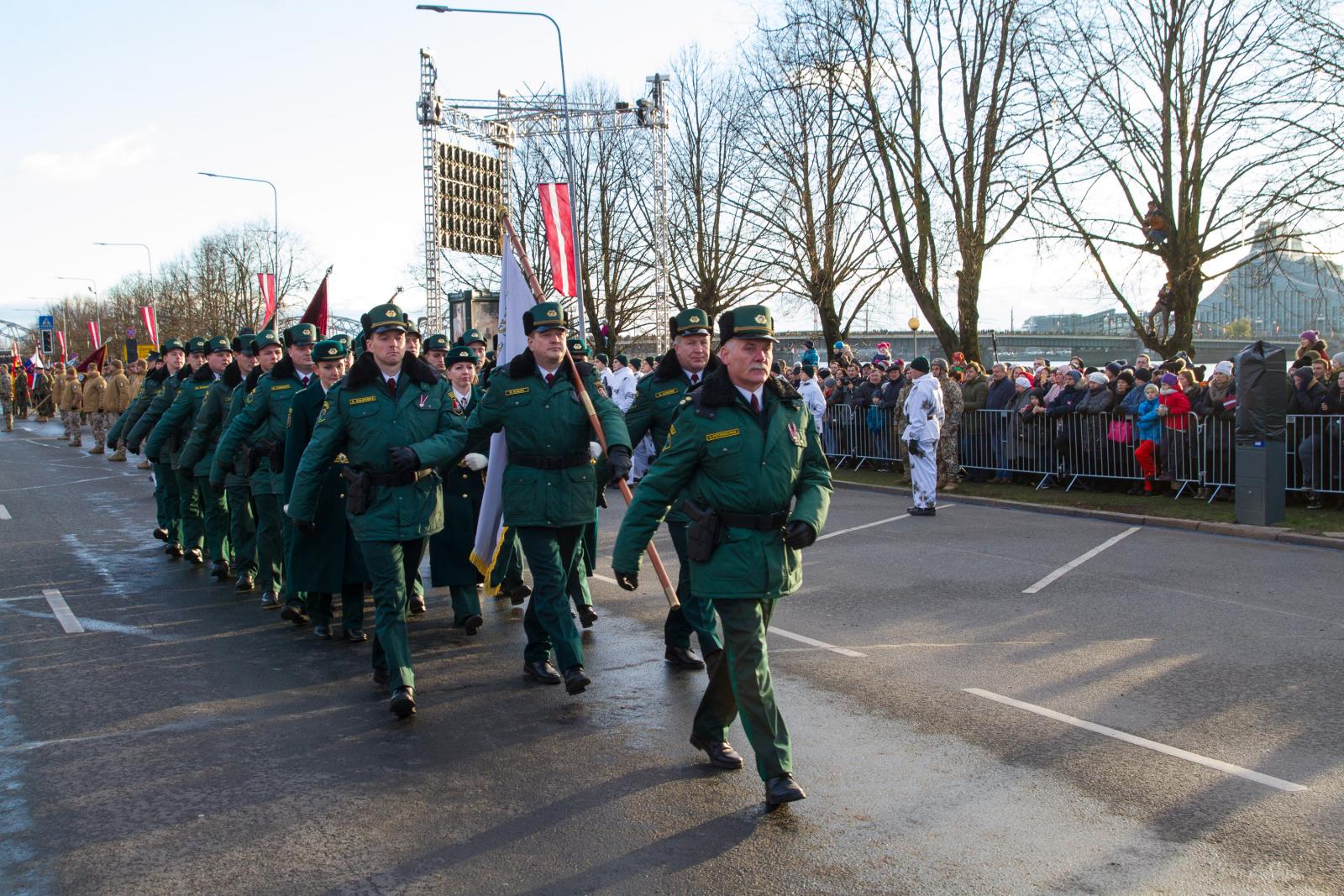 Foto: Latvijas dzimšanas dienai veltītie svētku pasākumi