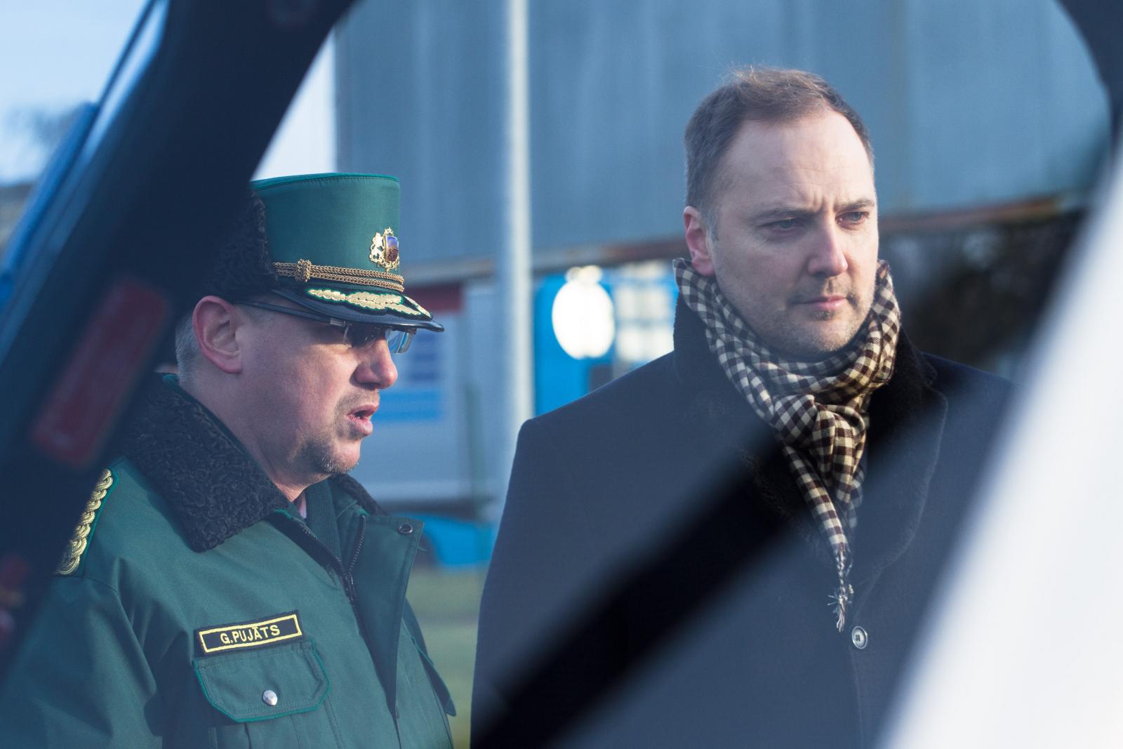 FOTO: Jauno VRS helikopteru un kuteru svinīgais pasākums