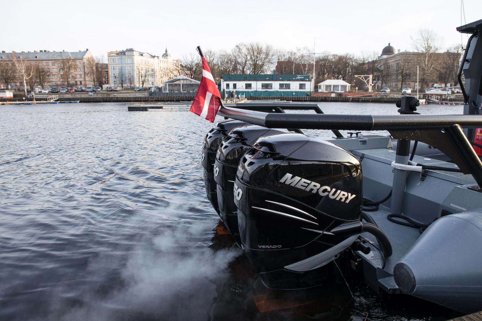 FOTO: Jauno VRS helikopteru un kuteru svinīgais pasākums