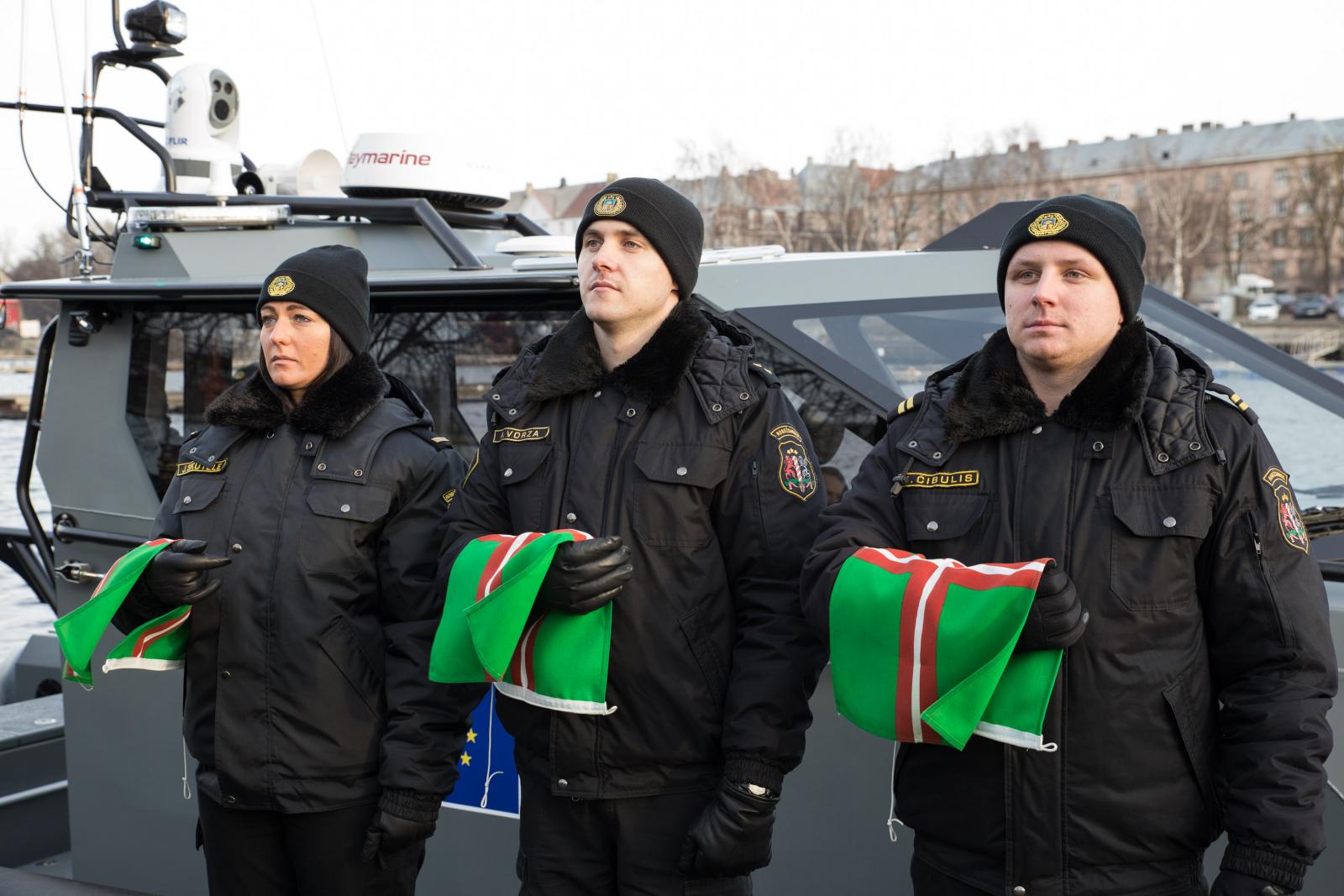 FOTO: Jauno VRS helikopteru un kuteru svinīgais pasākums