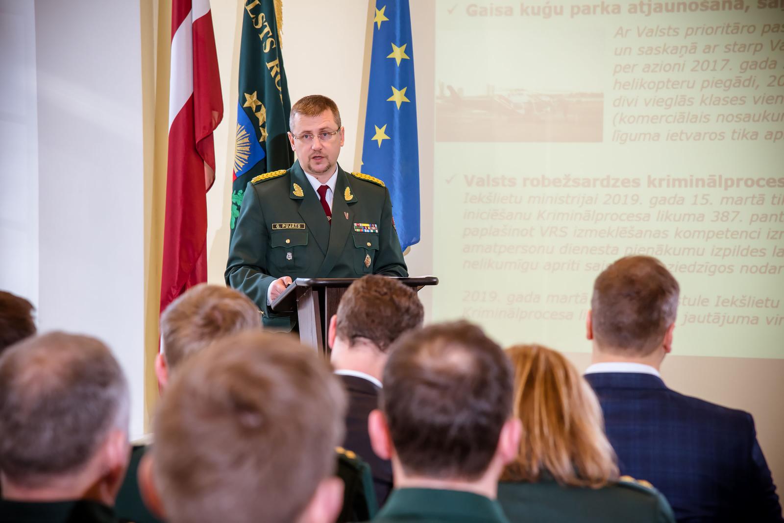 FOTO: Atskaites sanāksme