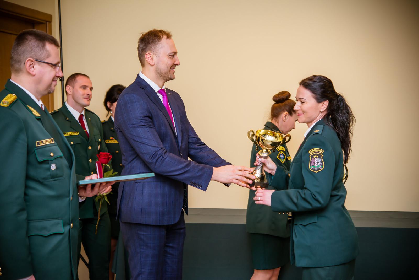 FOTO: Atskaites sanāksme