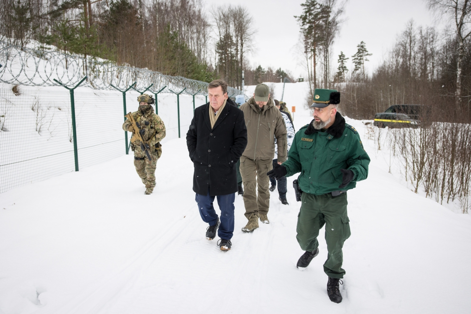 Valsts robežsardzes priekšnieks kopā ar Iekšlietu ministru apmeklē valsts robežu