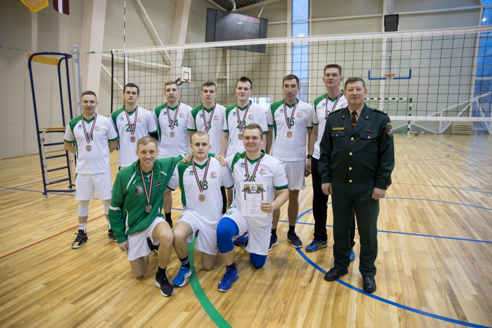 Valsts robežsardzes Daugavpils pārvaldes volejbolisti izcīna uzvaru volejbolā