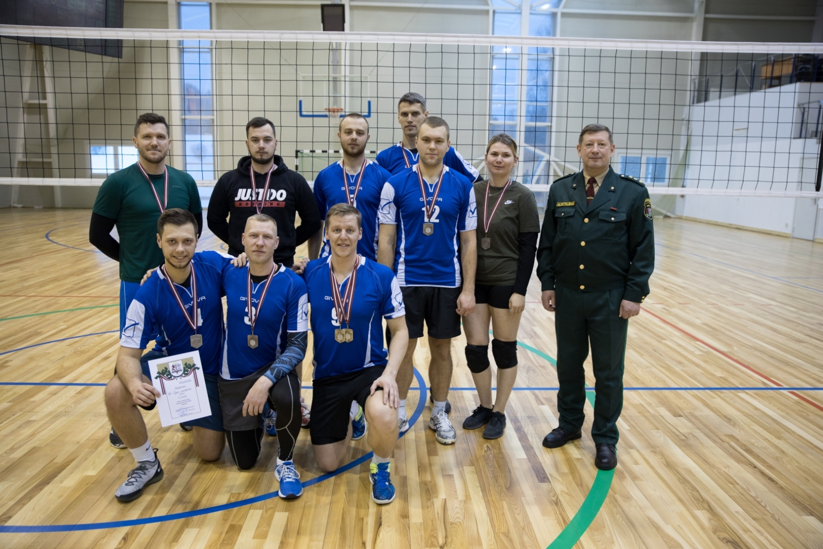 Valsts robežsardzes Daugavpils pārvaldes volejbolisti izcīna uzvaru volejbolā