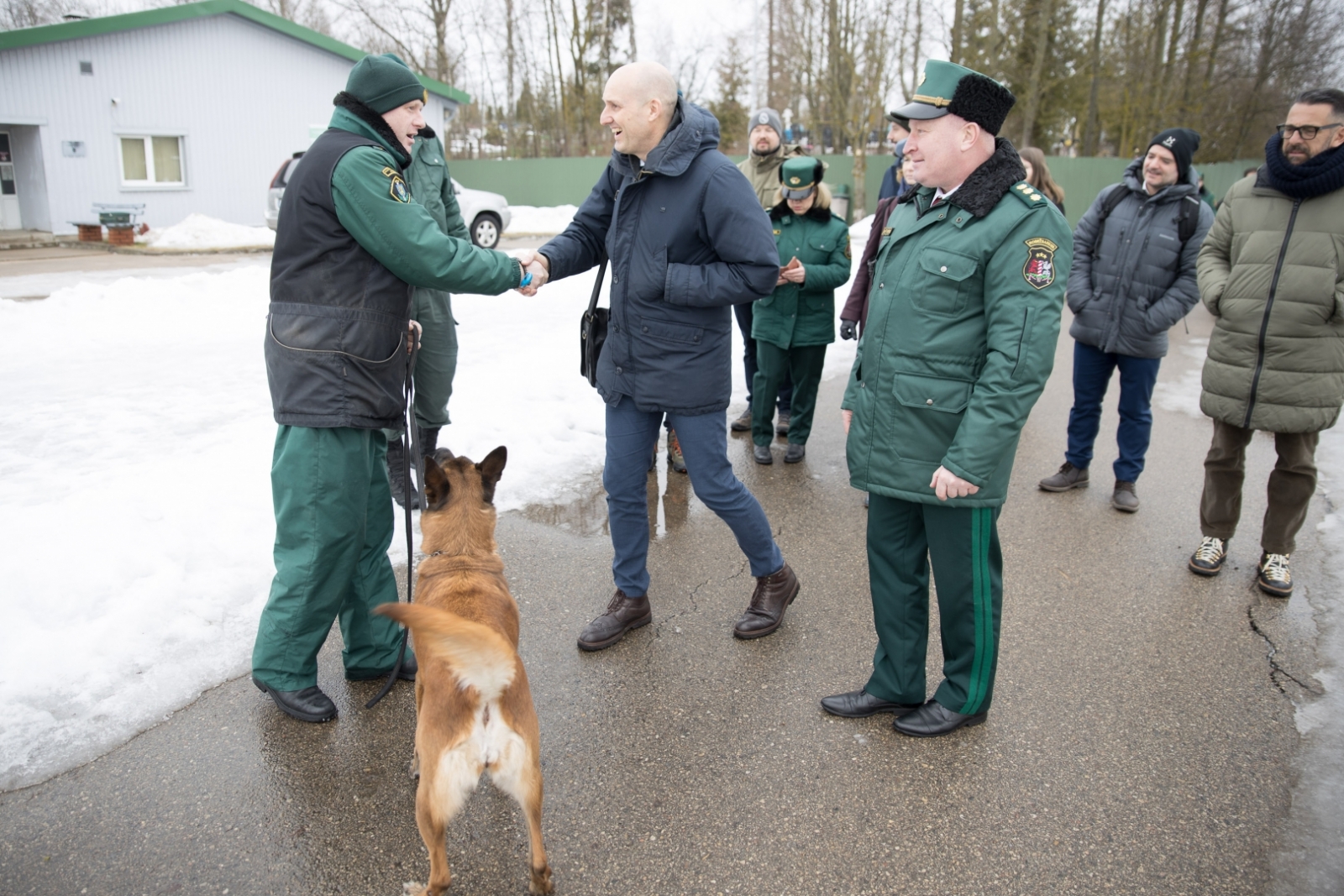 FOTO: Ārvalstu pārstāvniecību delegācijas apmeklē Valsts robežsardzi