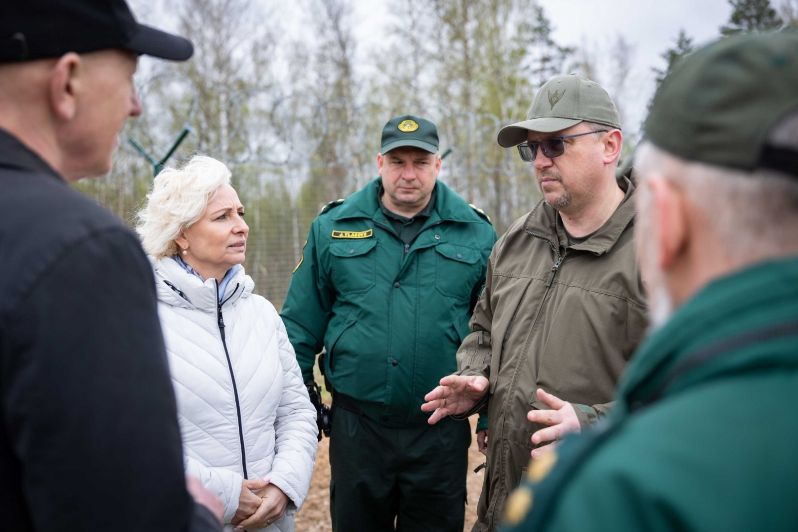 FOTO: Saeimas priekšsēdētāja apmeklē robežu