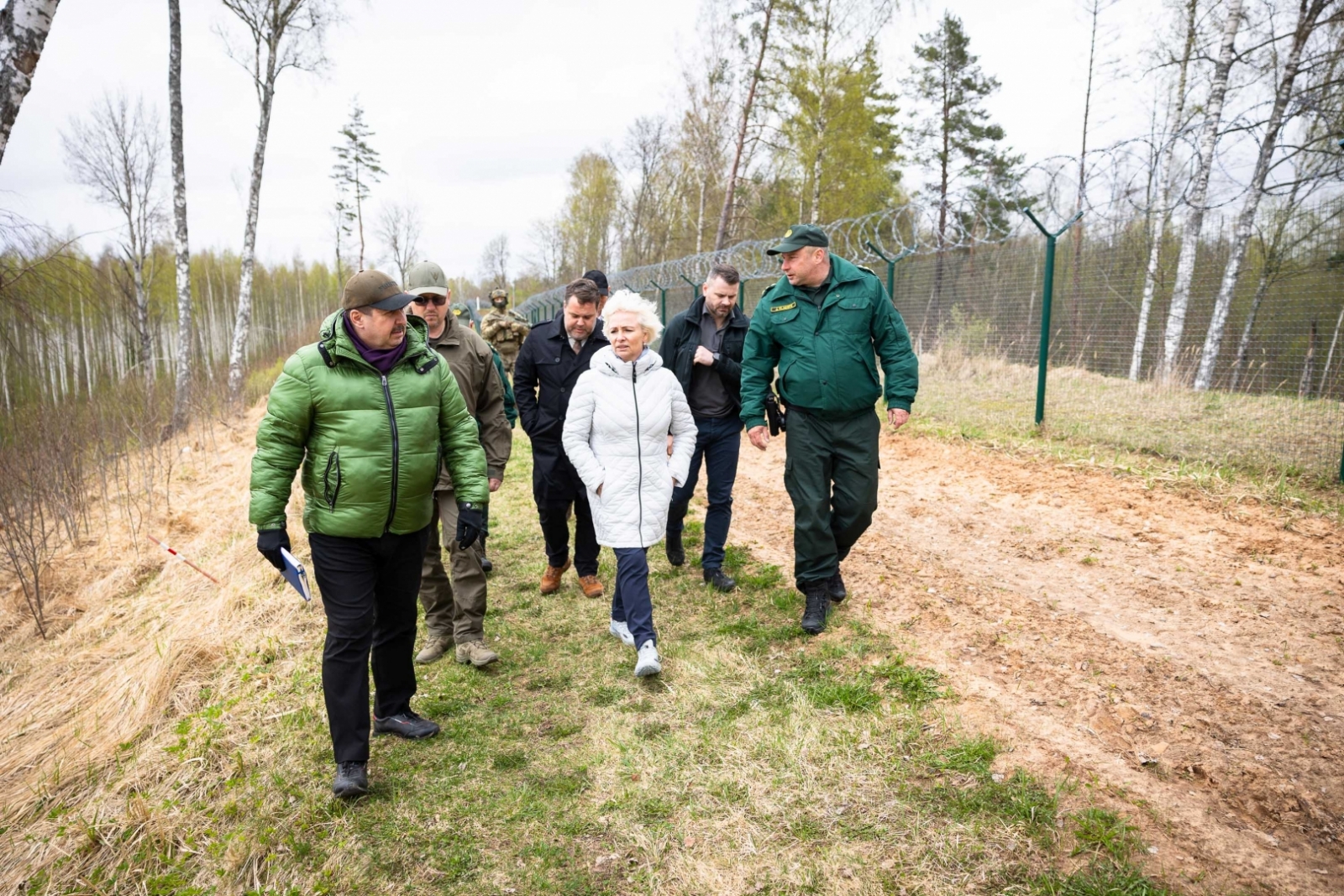FOTO: Saeimas priekšsēdētāja apmeklē robežu